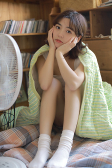 女人胸又大又软动图